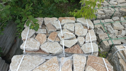 Гранитный плитняк галтованный для парковки купить в Ликино-Дулёво