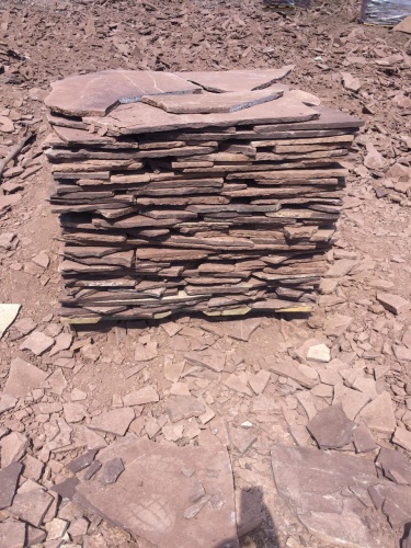 Плитняк лемезит бордовый для цоколя 1,5-2 см купить в Ликино-Дулёво