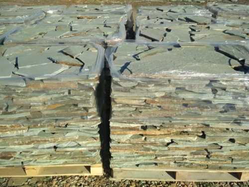 Плитняк златолит зелёный для цоколя, отмостки купить в Ликино-Дулёво