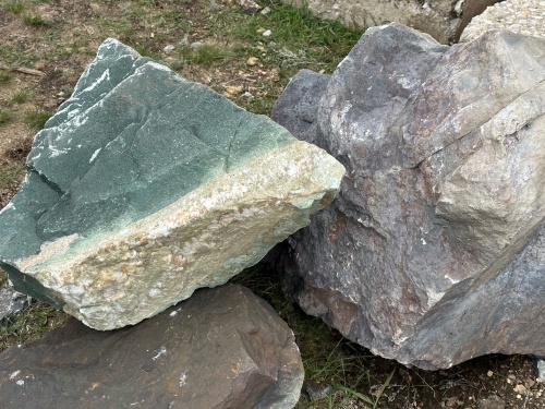 Камни для ландшафтного дизайна зелёные 10-60 килограмм купить в Ликино-Дулёво