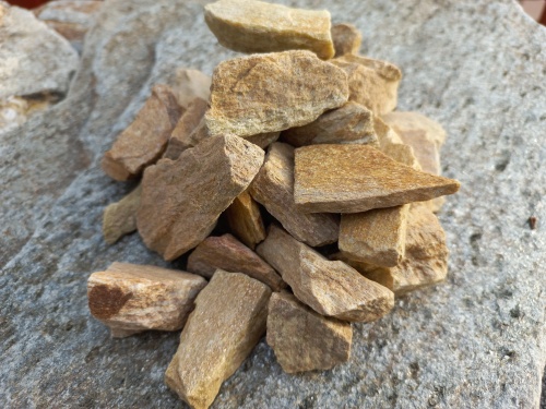 Златолит жёлтый декоративная каменная крошка купить в Ликино-Дулёво