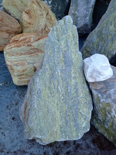 Златолит жёлтый, жёлто-зелёный глыбки и валуны для ланшафтного дизайна купить в Ликино-Дулёво