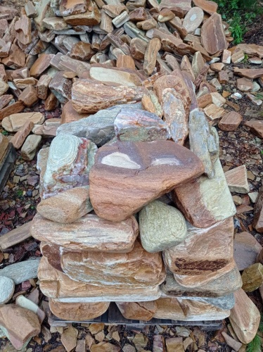 Златолит жёлтый, жёлто-зелёный глыбки и валуны для ланшафтного дизайна купить в Ликино-Дулёво