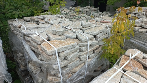 Гранитный плитняк галтованный для парковки купить в Ликино-Дулёво