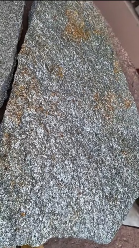 Плитняк златолит серебристый для цоколя, отмостки купить в Ликино-Дулёво