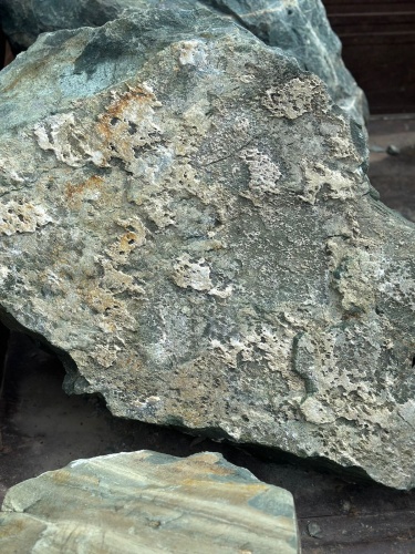 Ландшафтные глыбы зелёные 200-500 килограмм купить в Ликино-Дулёво