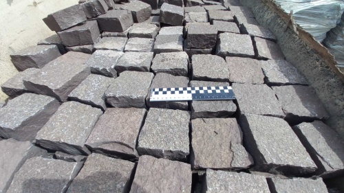 Лемезит колотая брусчатка 10 * 10 см. для парковки купить в Ликино-Дулёво