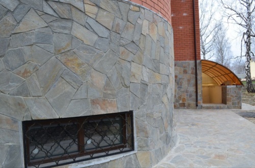 Плитняк златолит Уральский для цоколя, отмостки купить в Ликино-Дулёво